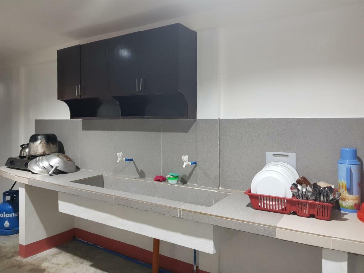 Sj Pabua Travellers Inn มัมบาเฮา ภายนอก รูปภาพ